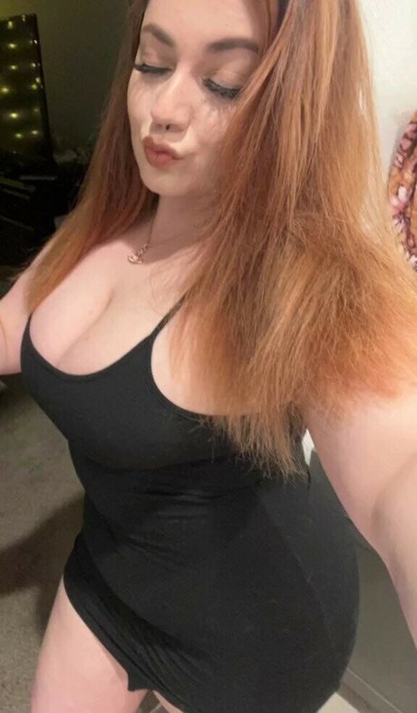 Earth2Chii nude actress picture