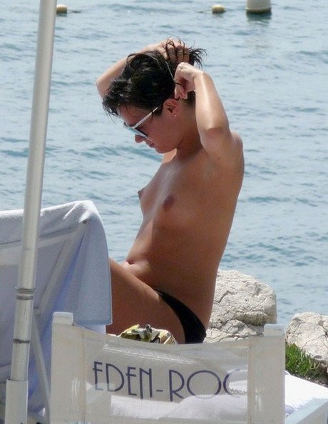 Lily Allen nude star gallery