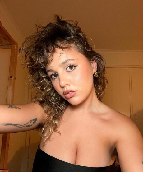 Zigs Mom star pretty archive