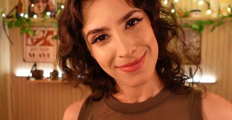 Irma La Dulce ASMR Profile pic