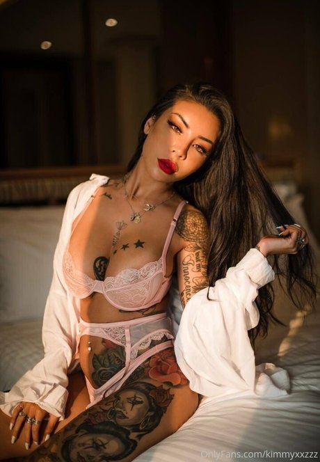 kimmyxxzzz model hd photos