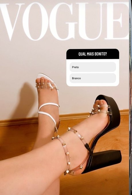 Ammyzitta hot model photos