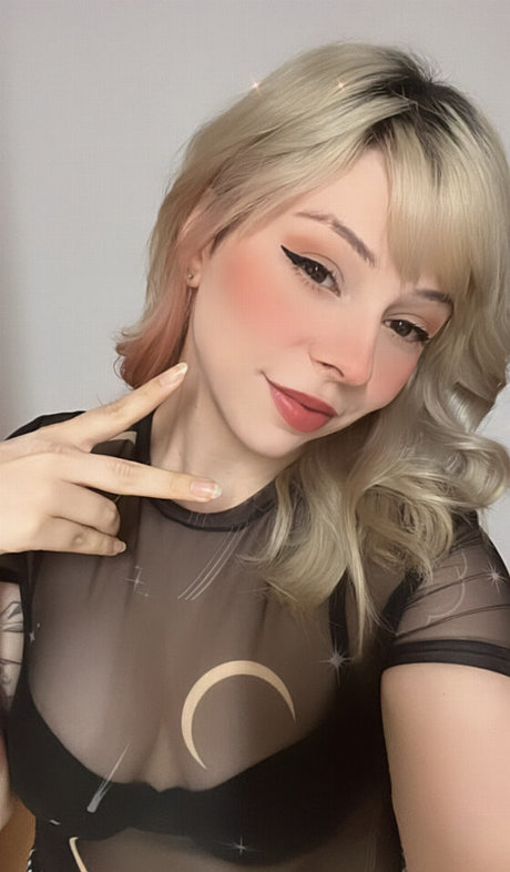 Ammyzitta hd model pic