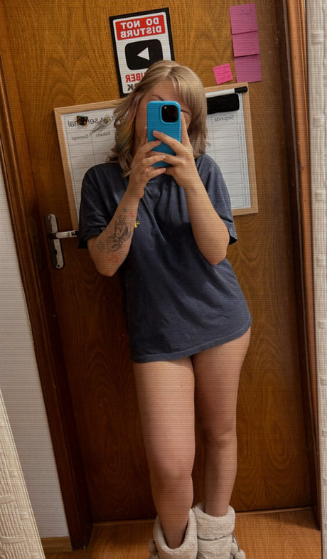 Ammyzitta model porn photos