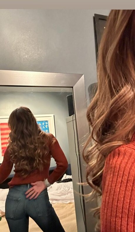 Charisma Carpenter pretty model galleries