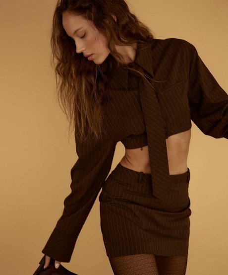 Olivia Mathers model adult pic