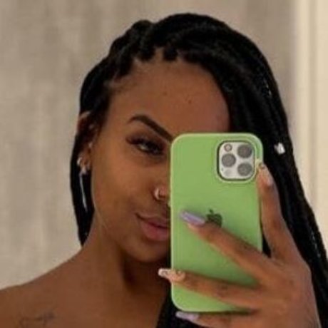 Flaviane Vasconcelos model porn img