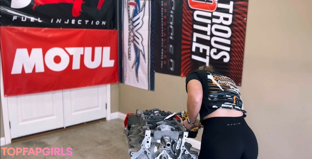 Britney Automotive best model picture