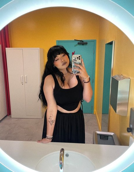 Jazziiraw porn star picture