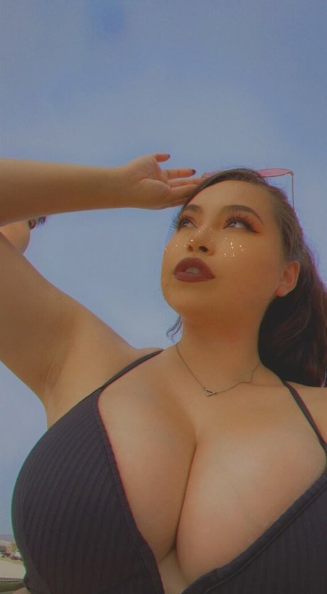 Jazziiraw pornographic actress img