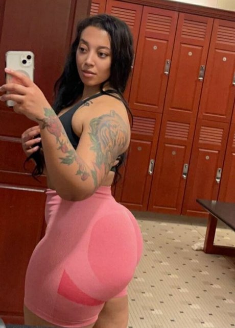 Ekassii pretty star pics