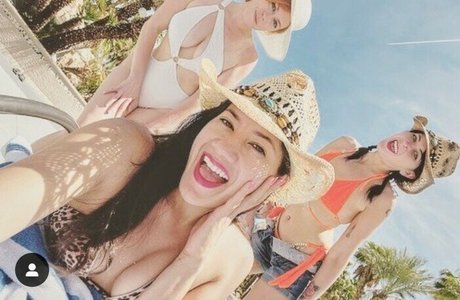 Chrissie Mayr star perfect picture