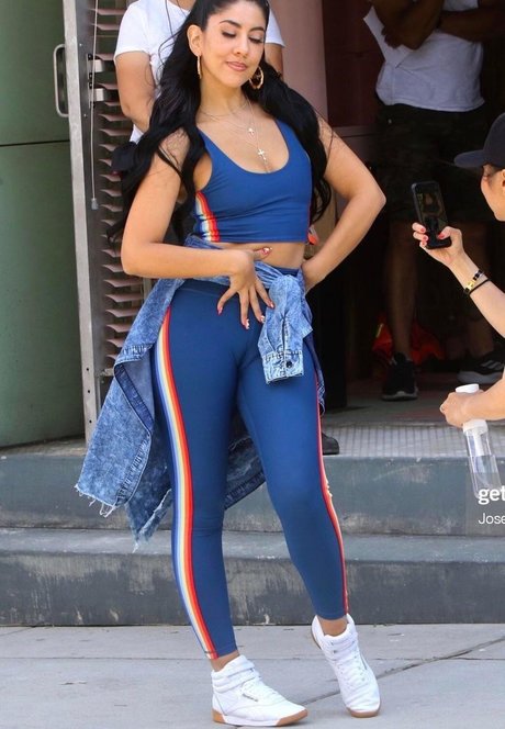 Stephanie Beatriz model adult pictures