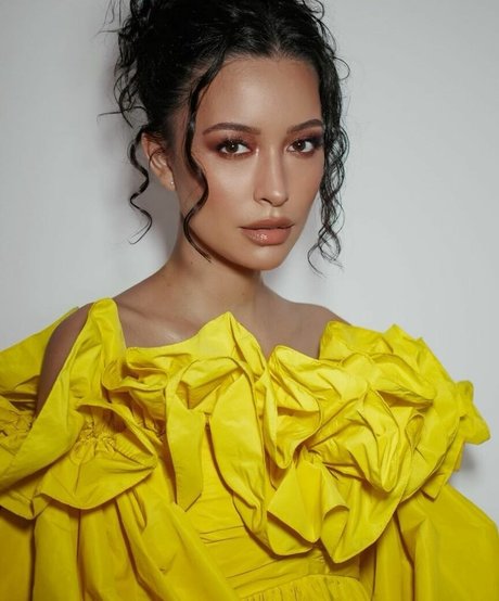 Christian Serratos pornographic actress picture