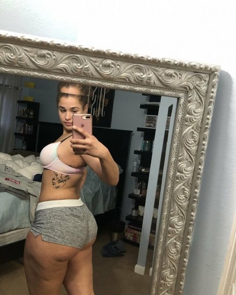 Janaevic xxx star image