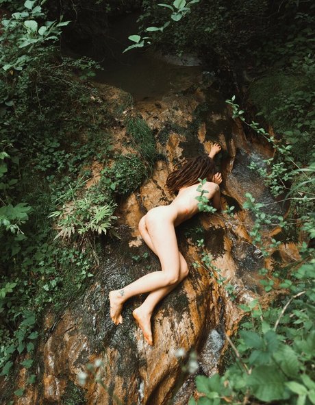 Beauty Bird erotic pornstar img