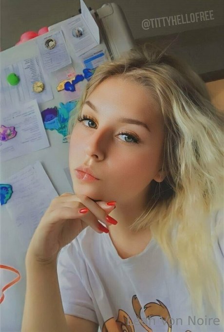 femboy xxx onlyfans sexy xxx photo