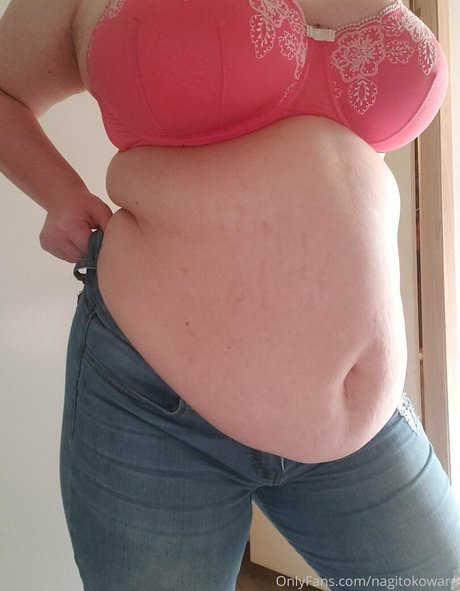 feedistdani model adult pics