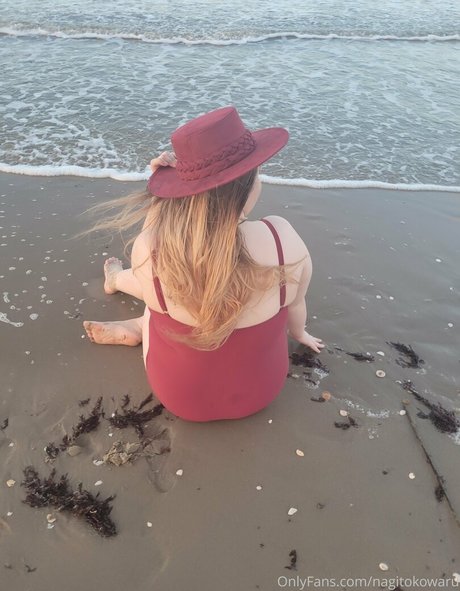 feedistdani art actress pictures