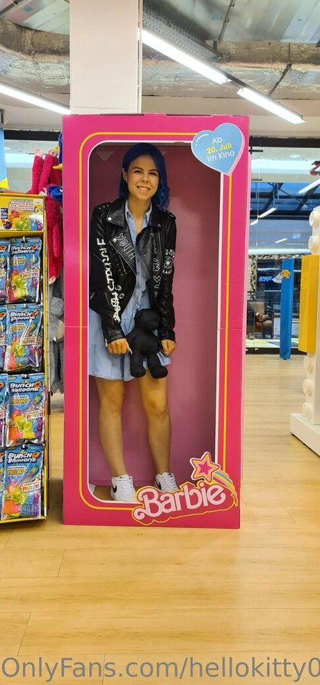 hellokitty0101 exclusive actress pic