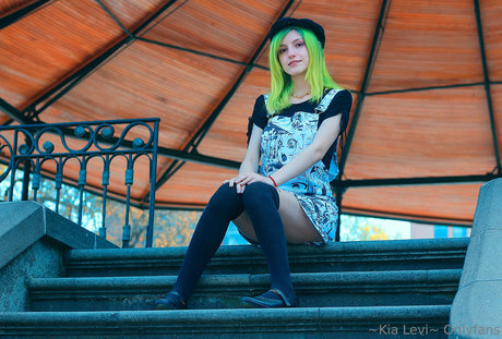 kialevi nudes star pics