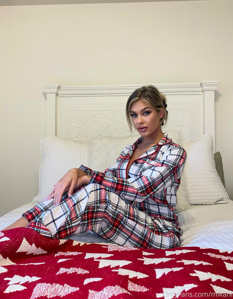 mikahl pornstar perfect images