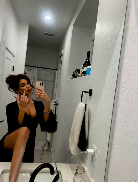 mikahl pornstar pretty photos