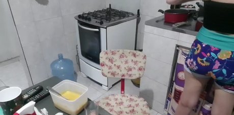 BellaPlays xxx pornstar galleries