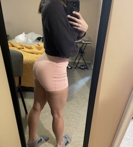 Sara Miller porn model pictures