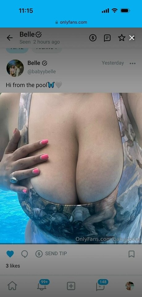 leannecrowonlyfans model hd photos