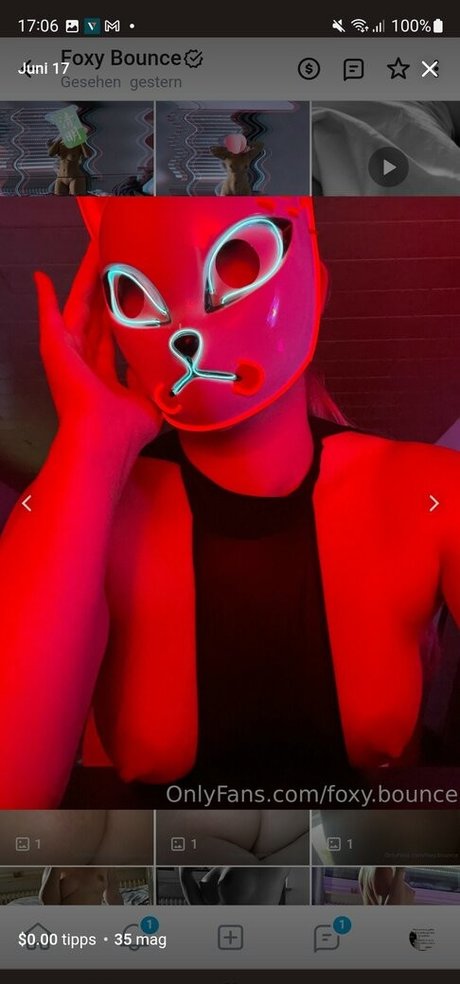 FoxyBounce model exclusive picture