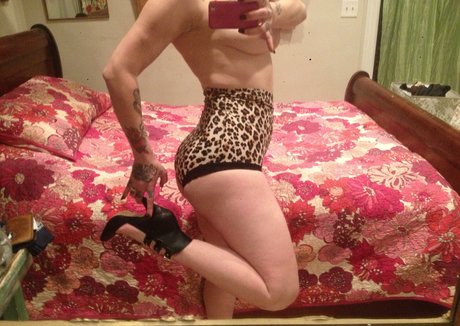 Danielle Colby Profile pic