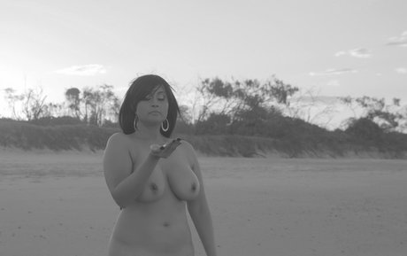 Aiysha Saagar model porn picture