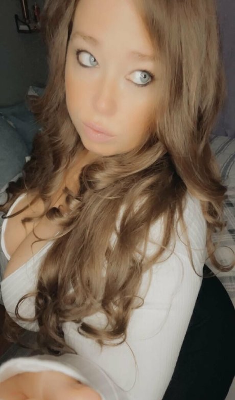 Ivy Mia star nice pictures