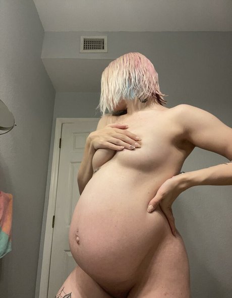 Peachy Shea model xxx galleries