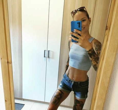 Lechl Sisters porn actress photos