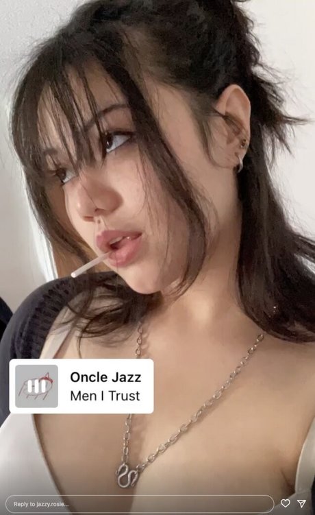 Jazzy Rosie star adult picture