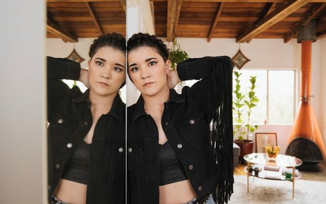 AnneMunition pornographic actress image