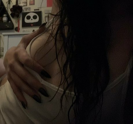 moldiecorpse pornstar high quality image