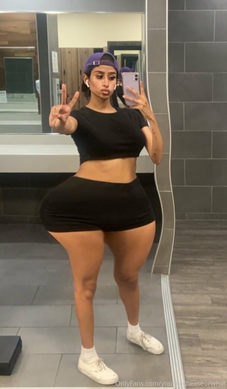 theultimatedeciever model pics