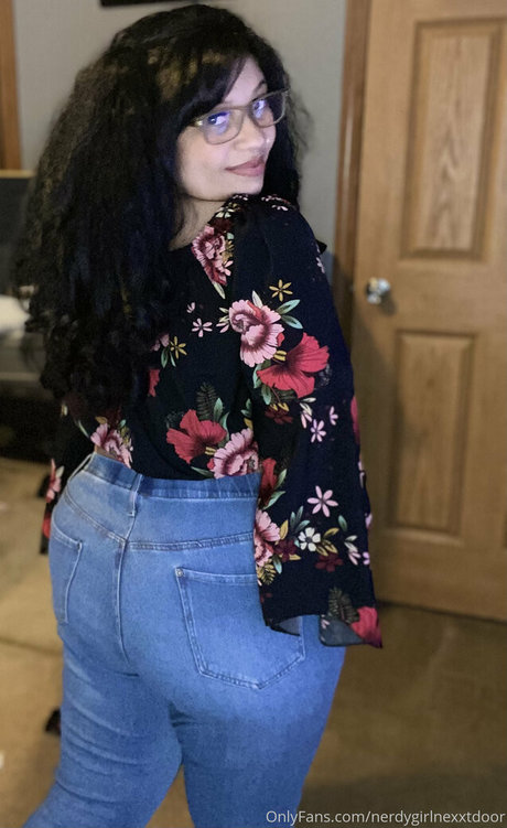 itsaaliyahjadee model nude photos