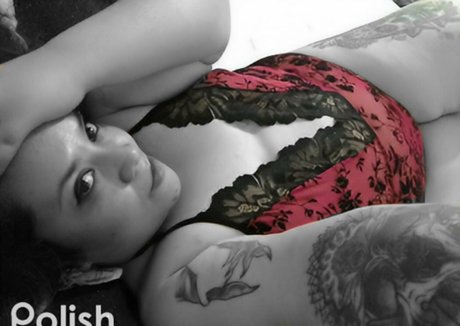 anabattory naked star photos