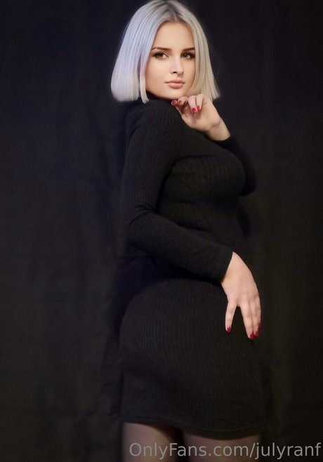 julyranf porn model pic