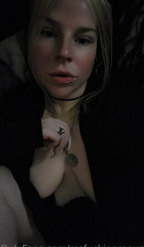 msfuckingrogue model pretty gallery