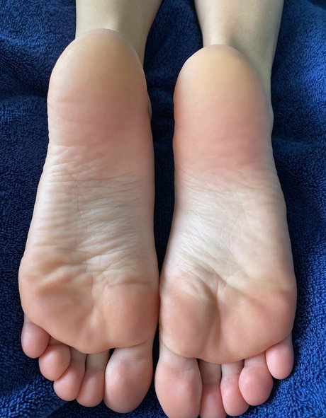 myposedtoes top pornstar pic