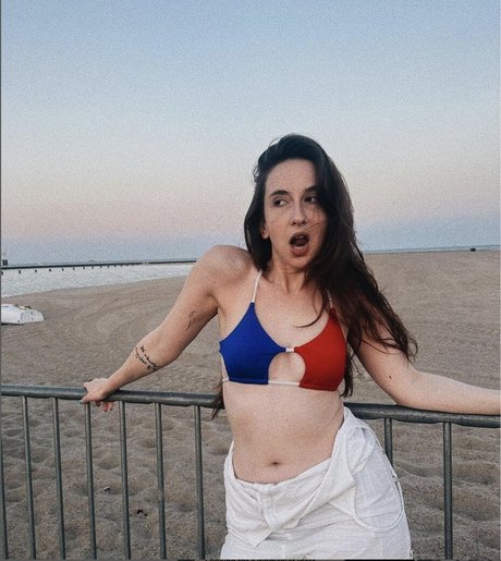 Amelia Samson exclusive pornstar pictures