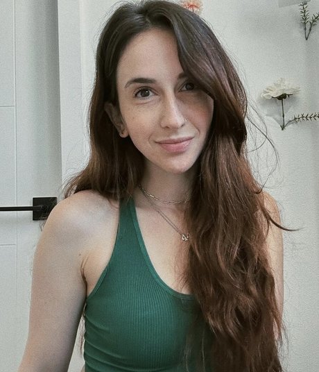 Amelia Samson pretty star images