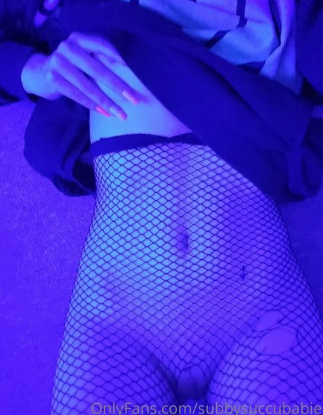 subbysuccubabie hot model pictures