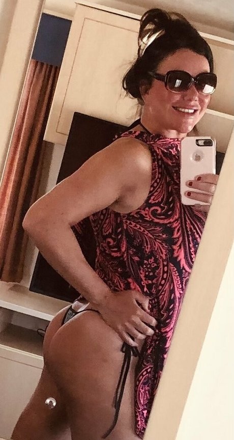 mslisaappleton sex model pics