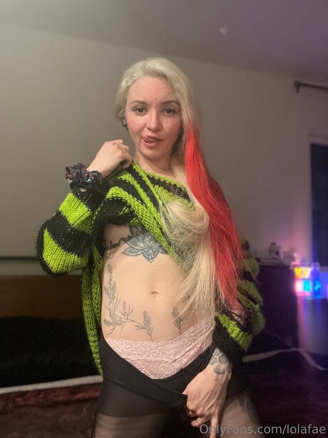 lolafae nice actress pics